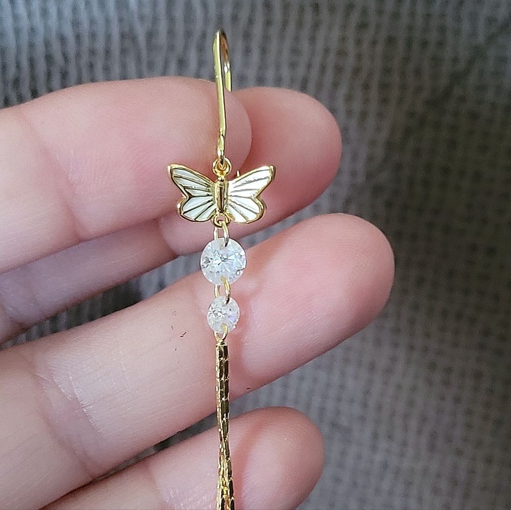 ✨️HP✨️ Rachel Zoe Dainty White Enamel Butterfly🦋 Dangle Earrings - Picture 14 of 16